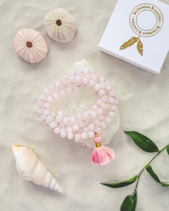 Mala-necklace-Rose-Quartz-Beach