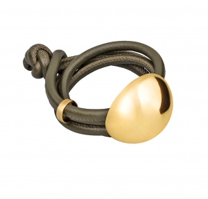 Button bracelet brass
