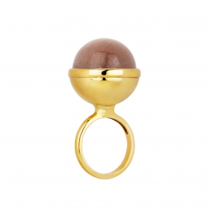 Sphere ring brass with peach moonstone 